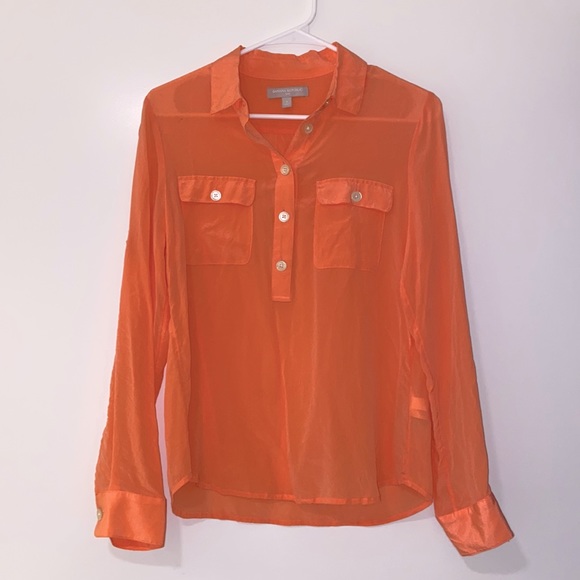 Banana Republic Casual Silk Buttoned Blouse - Picture 3 of 5